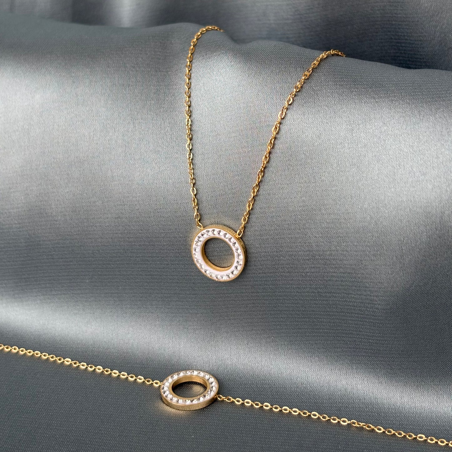 PARURE - ADÈLE BLANC