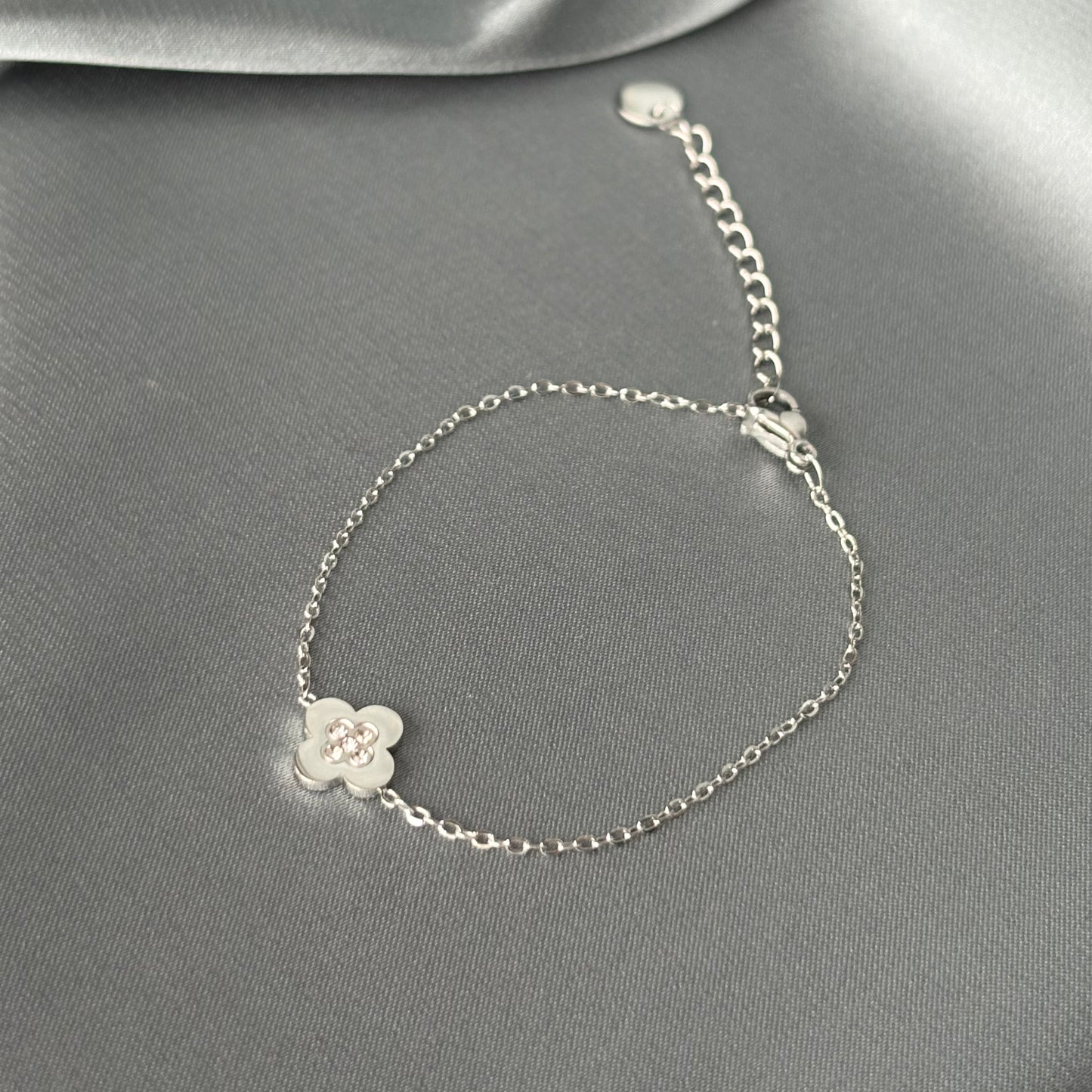 BRACELET ENFANT - TRÈFLE STRASS